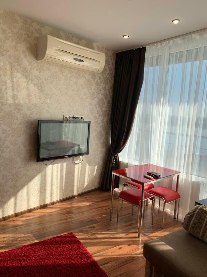 Most City Riverview Днепър Екстериор снимка